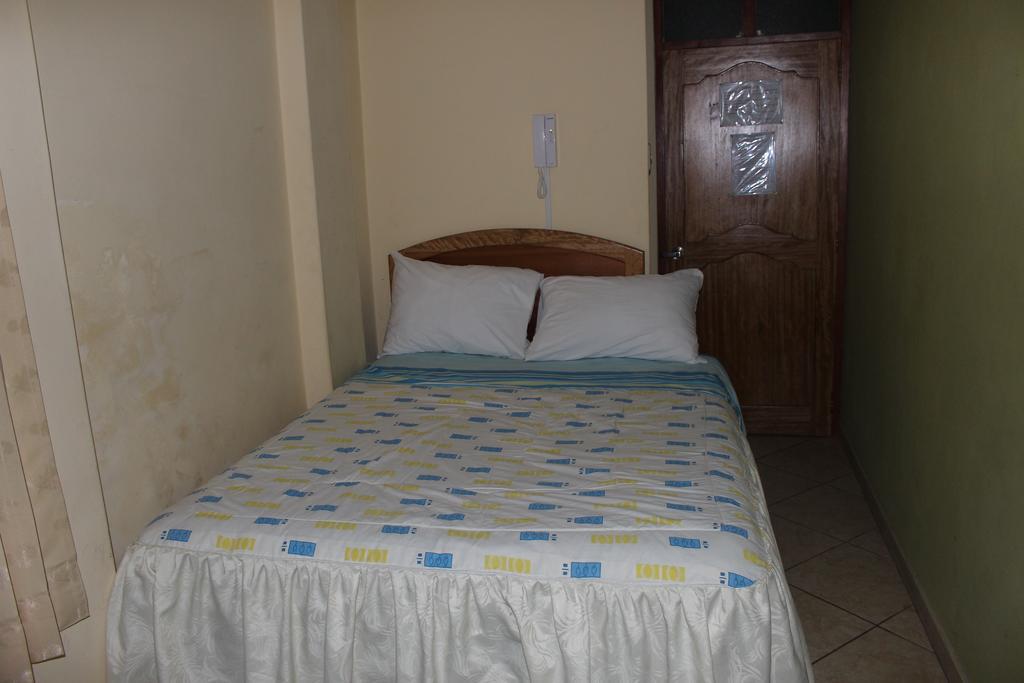 Posada De Percybal Lago Inn 普诺 外观 照片