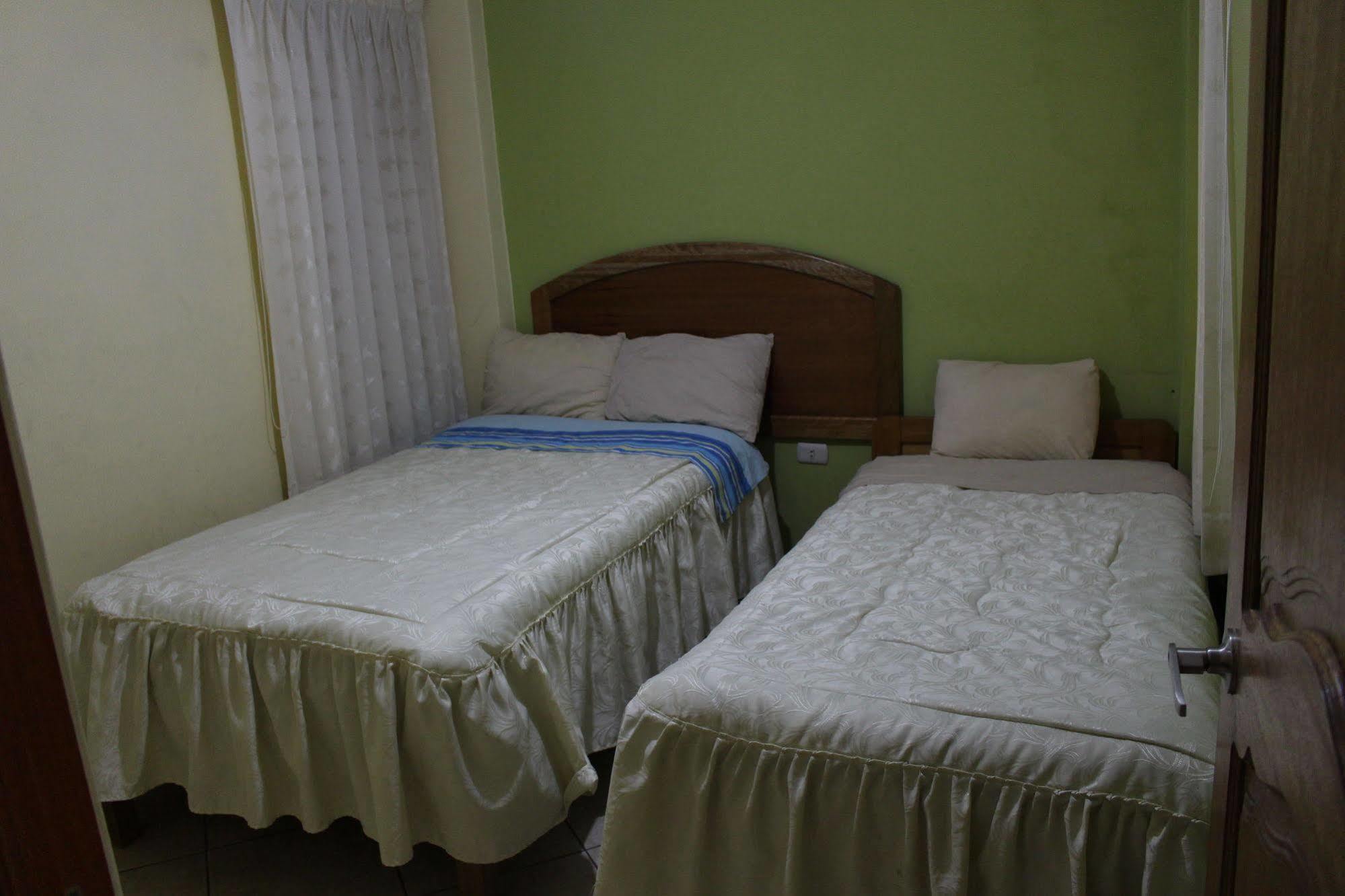 Posada De Percybal Lago Inn 普诺 外观 照片